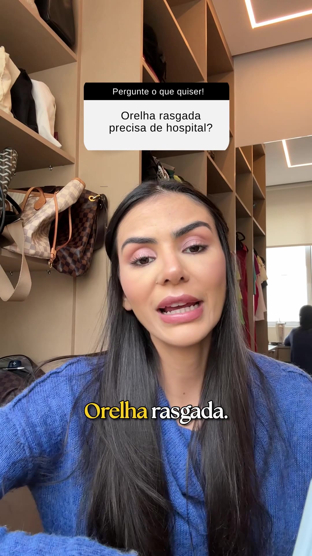 É necessário ir ao hospital para reparar uma orelha rasgada?